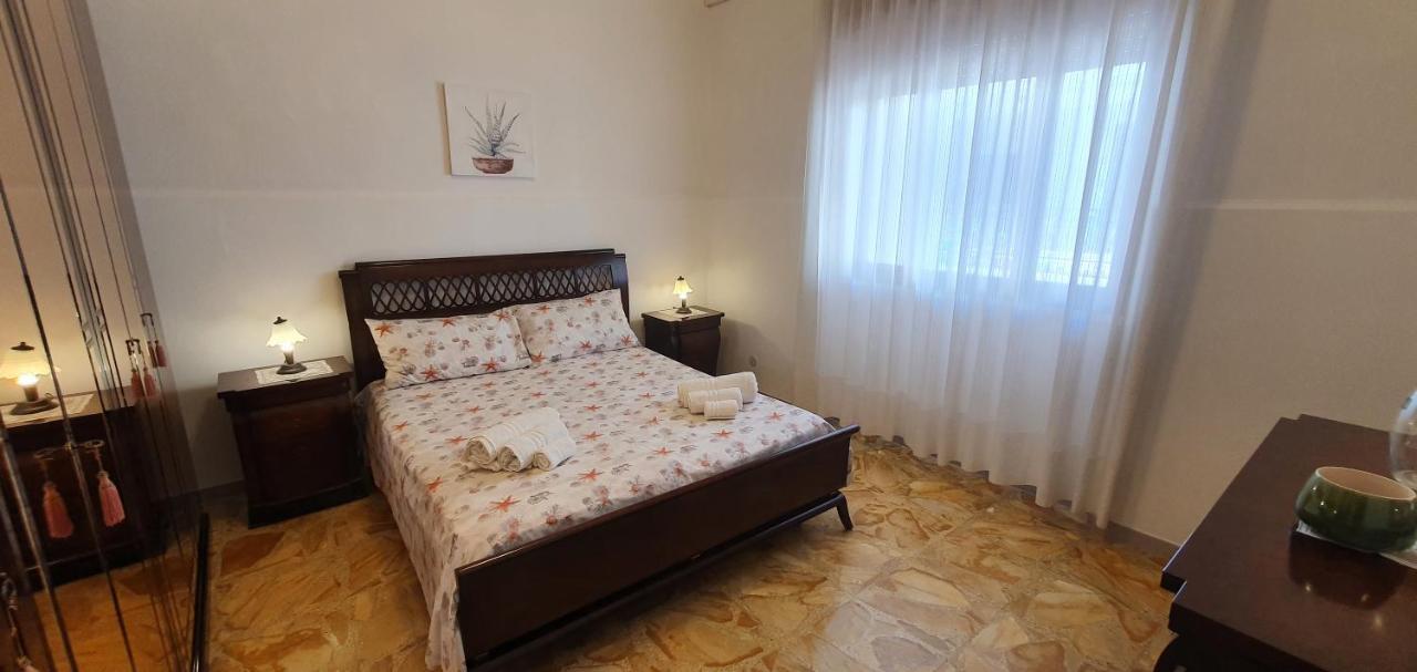 Chiari Di Luna Apartment