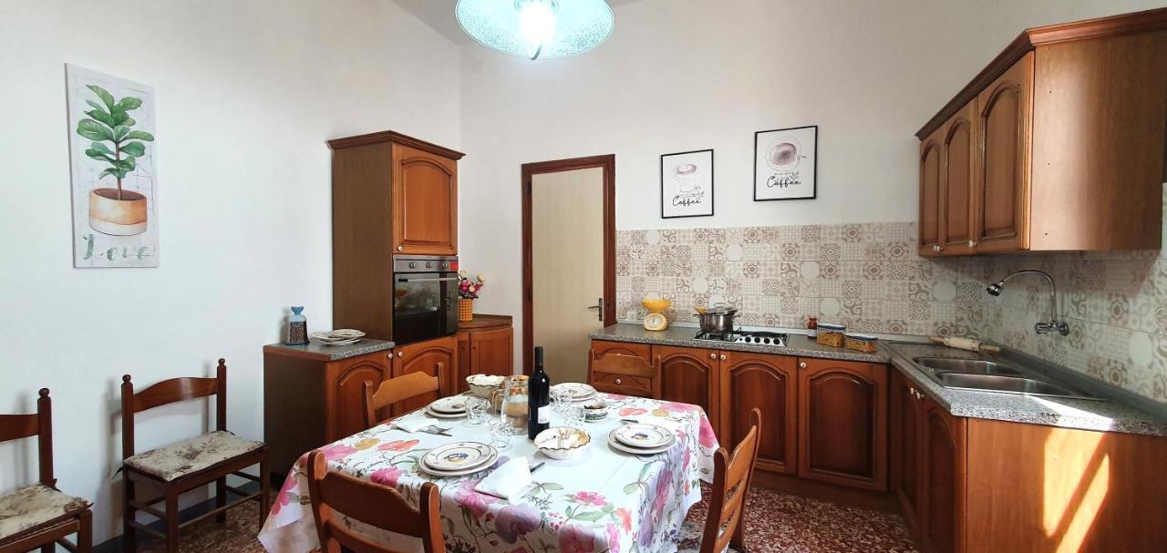 Chiari Di Luna Apartment *