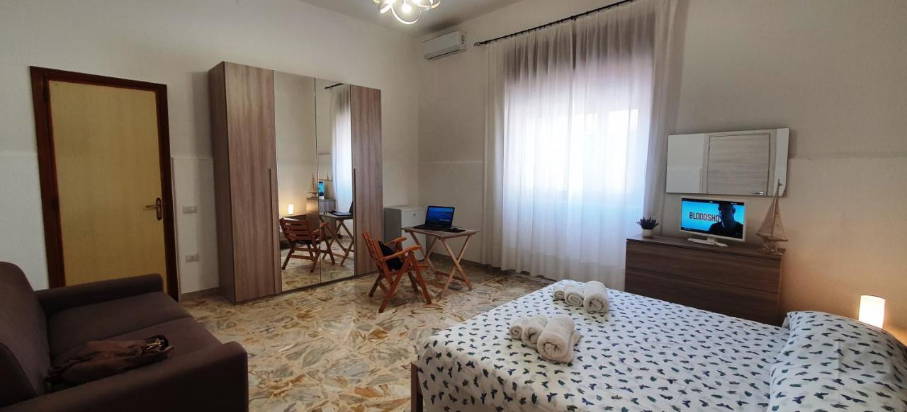 Chiari Di Luna Apartment